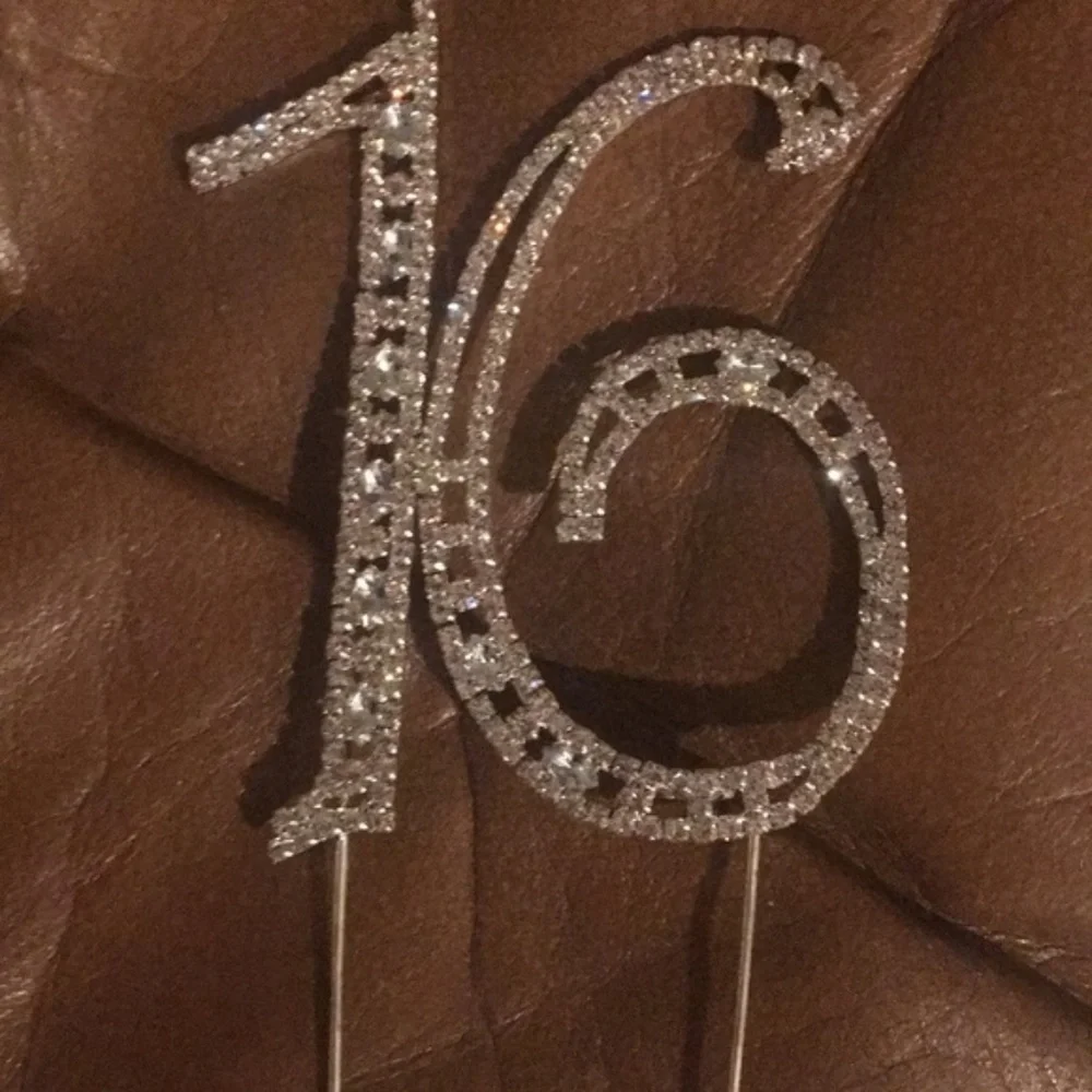 Sweet sixteen cake topper